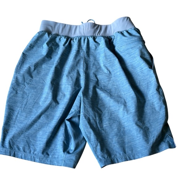 Lululemon Mens T.H.E. Short 9" Blue Shorts Pockets Stretch Drawcord Stretch - Picture 4 of 7